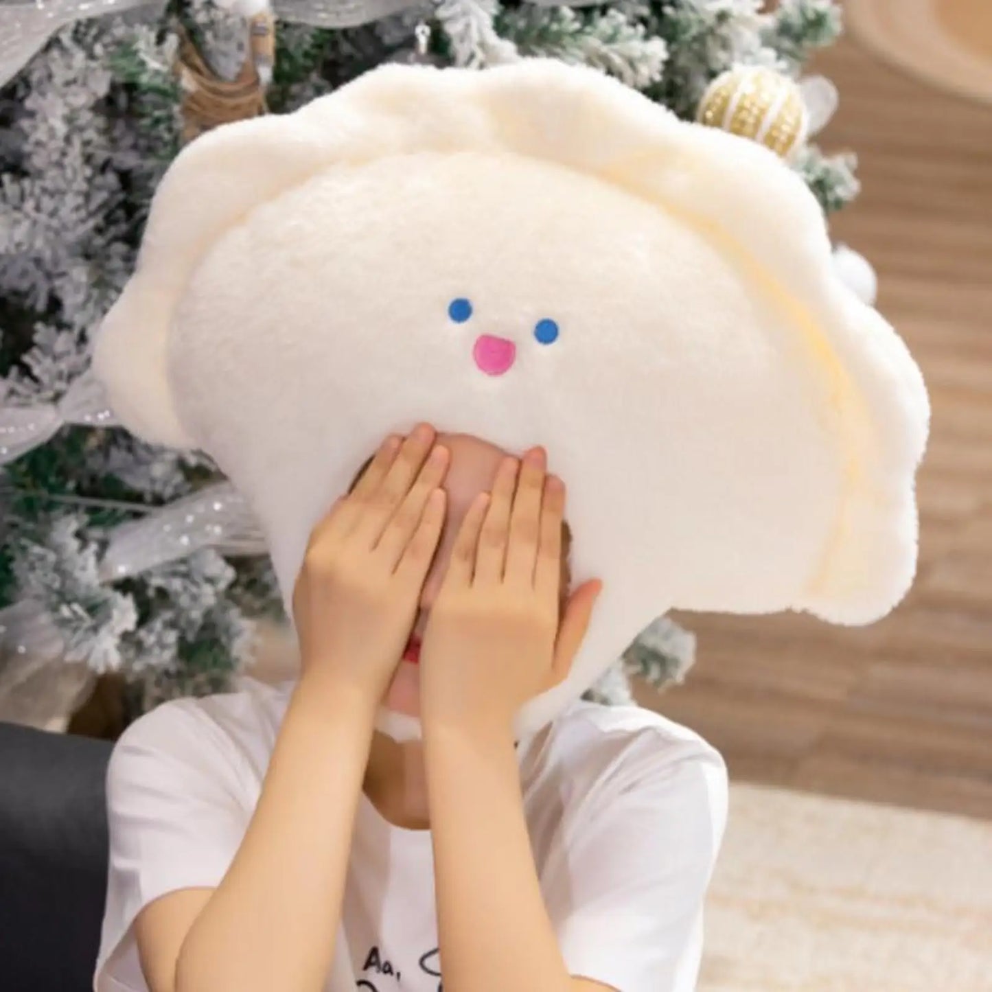 Comfortable pierogi headgear for winter warmth