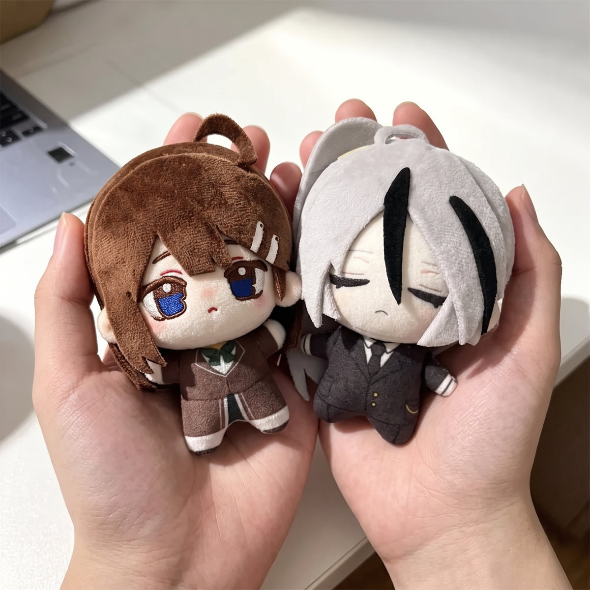 Hod plush side view 10cm size reference compact collectible