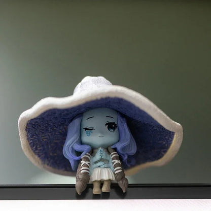 7cm handmade witch character doll with dark magical aesthetic and royal attire

