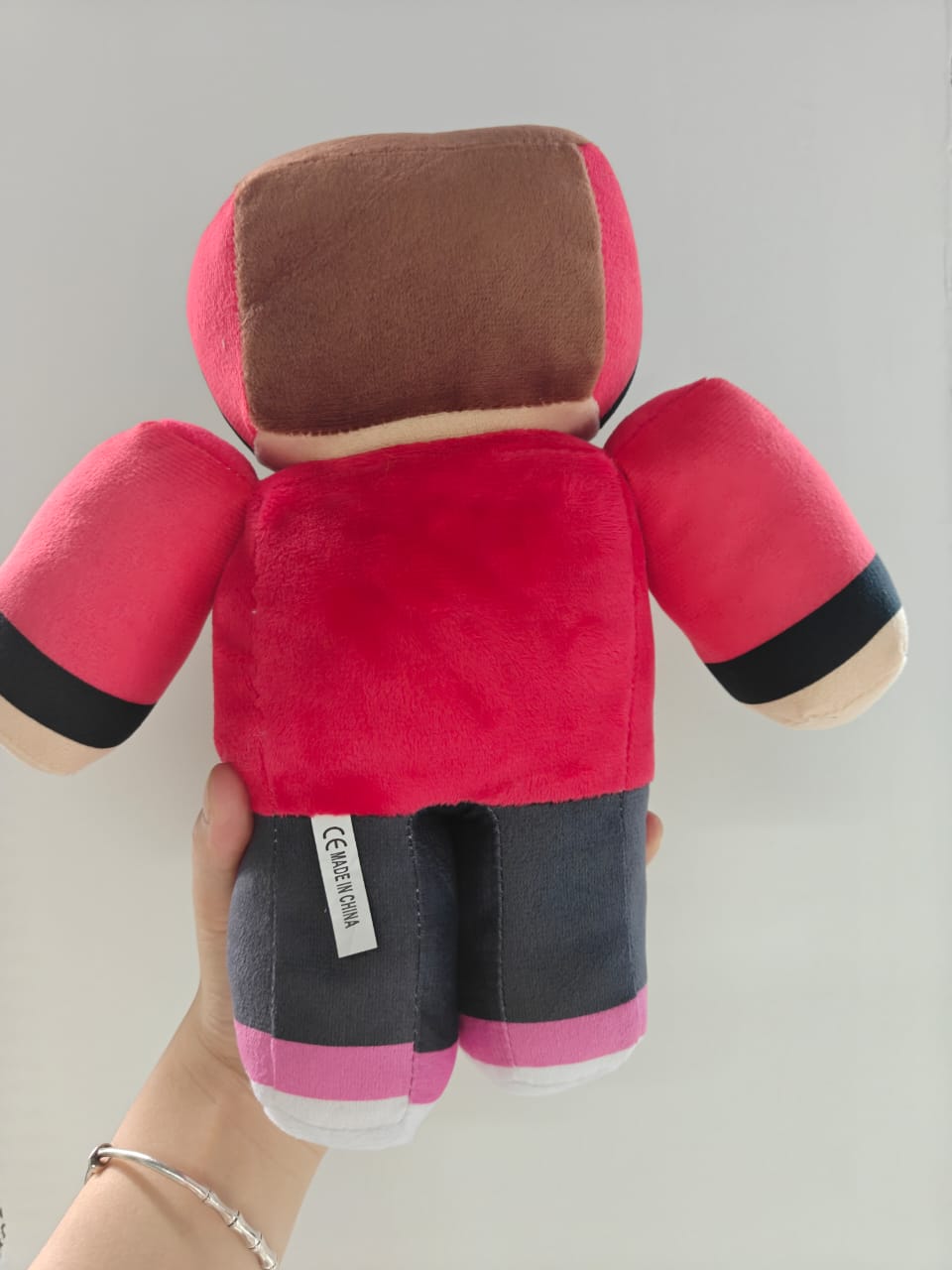 Backside_of_Mikey_plush_25cm_supplier_photo