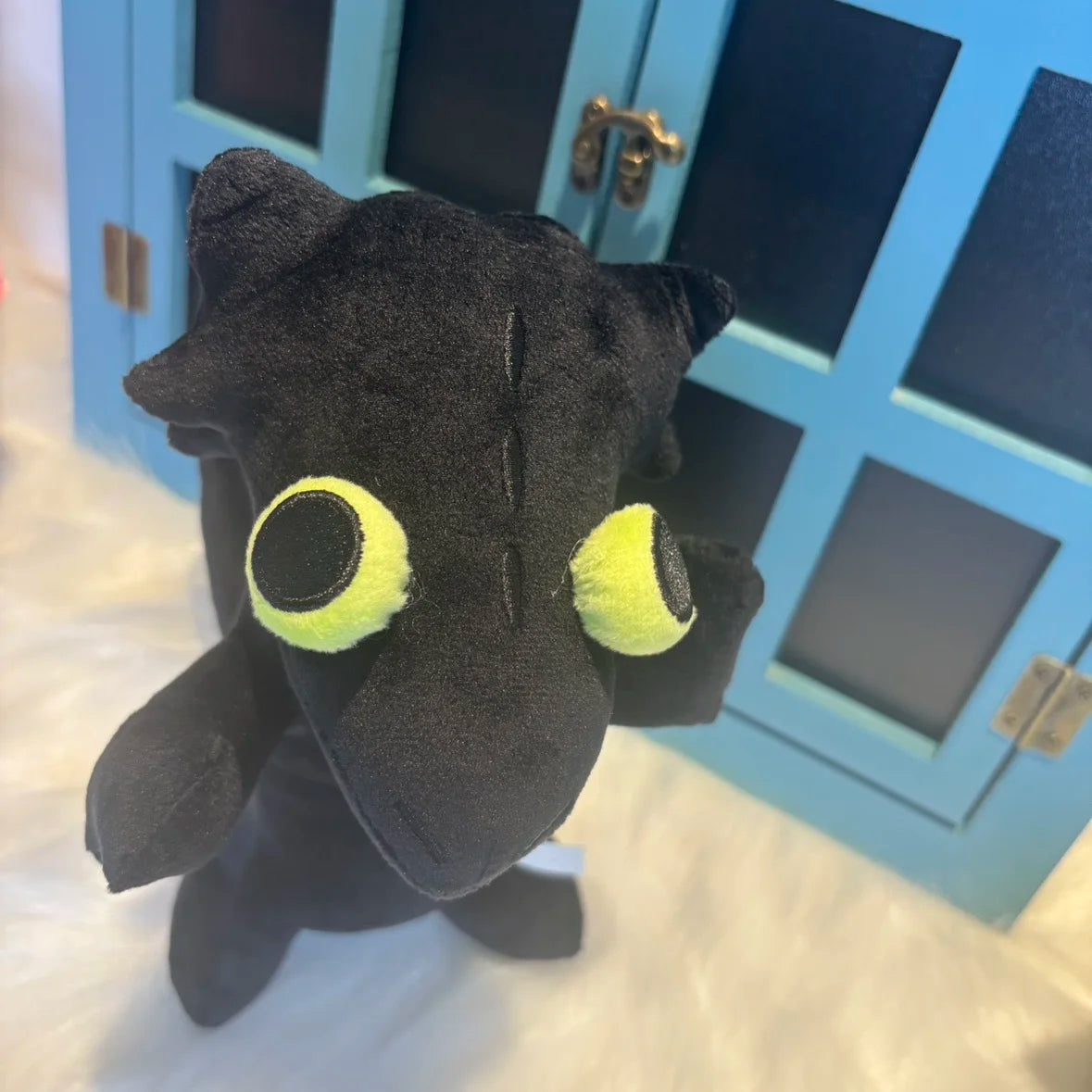 Black and white dragon plush Night Fury and Light Fury side by side