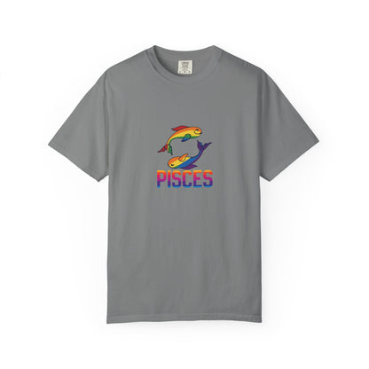 Comfort Colors 1717 tee featuring two stylized fish in a circular Pisces design.