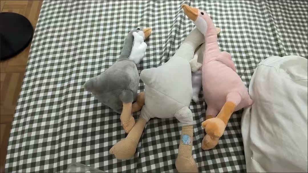 goose stuffed toy 