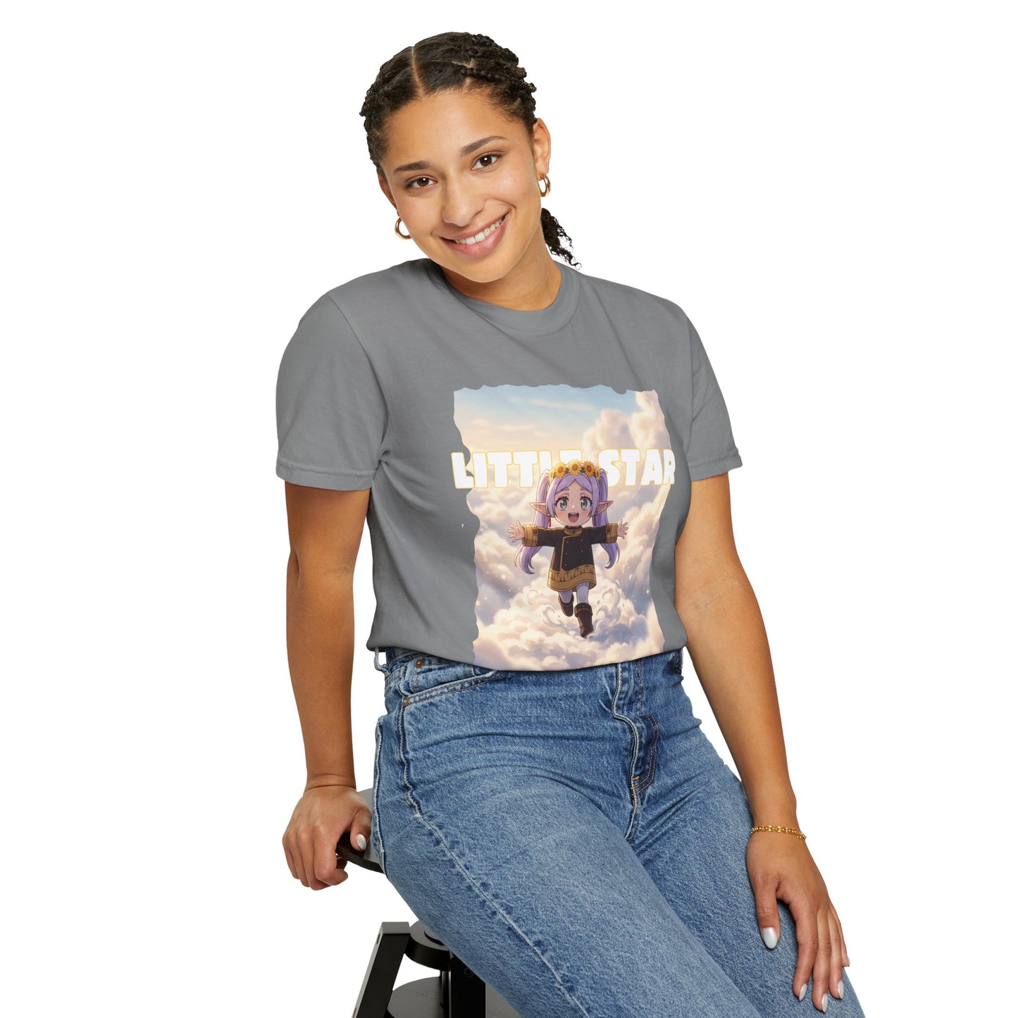Heavyweight vintage-style tee with dreamy airborne character print