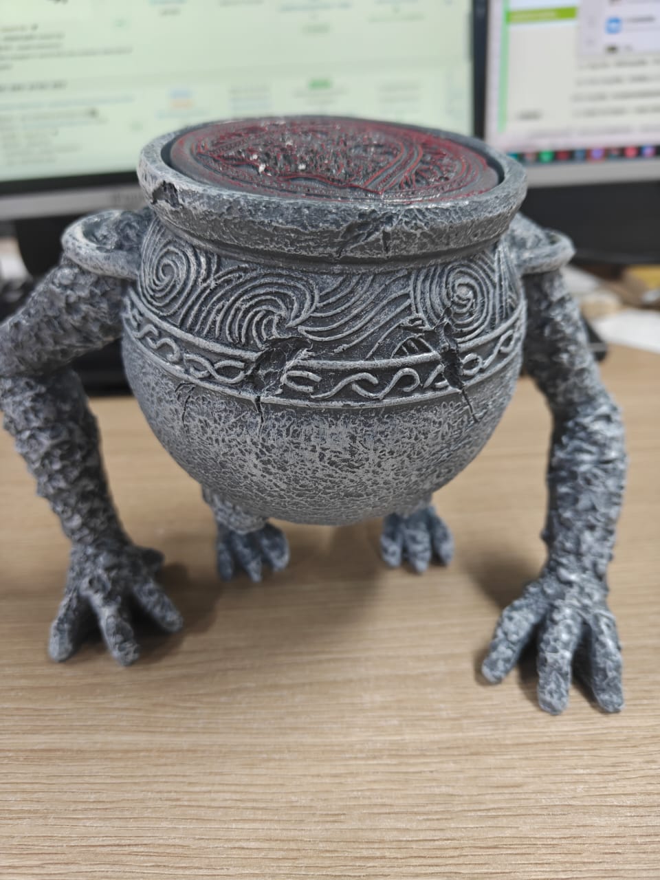 Iron_Fist_Alexander_Elden_Ring_figure_with_flower_planter_feature_supplier_photo