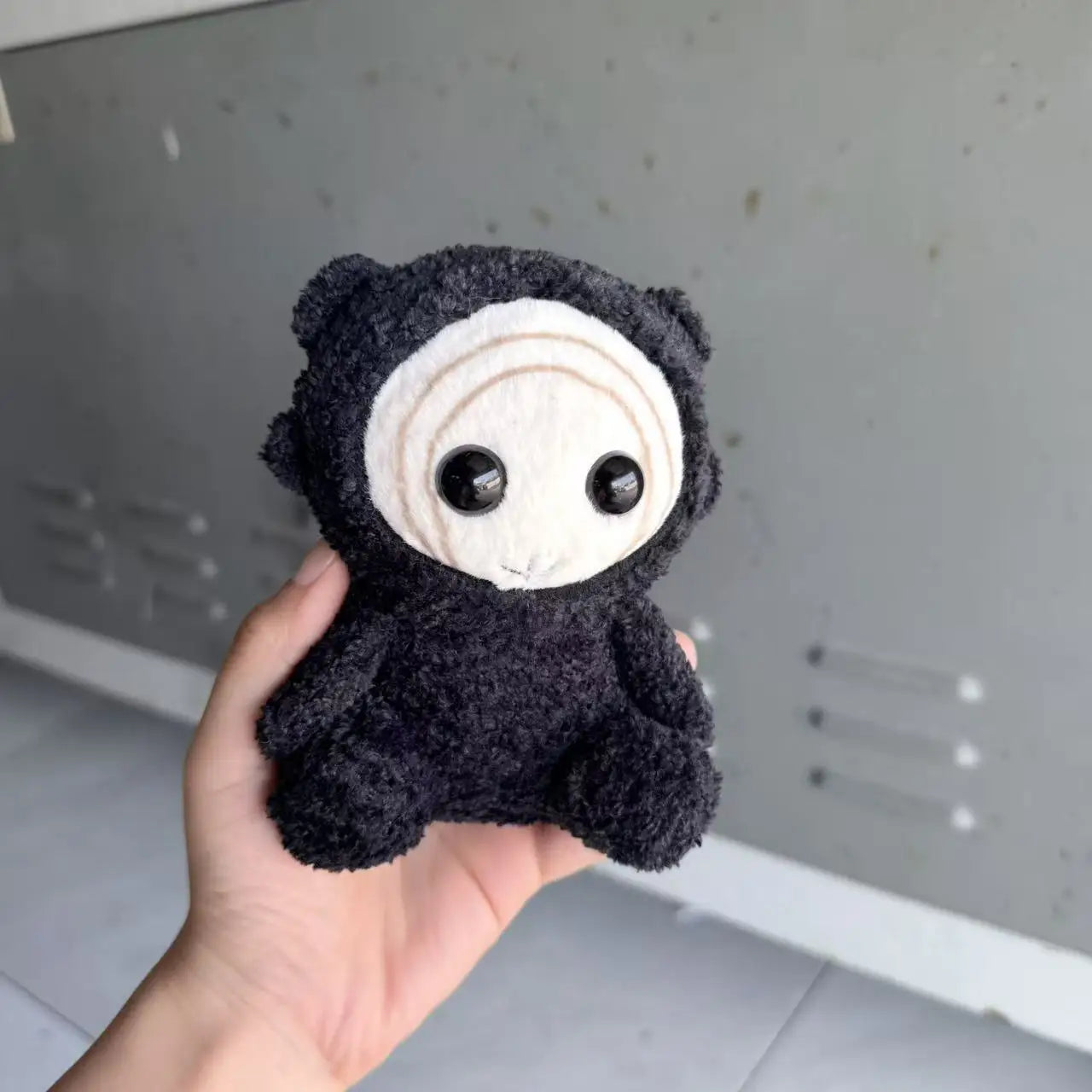 Kkeomeoksali plush size comparison 13cm small ghost bag pendant Korean drama gift