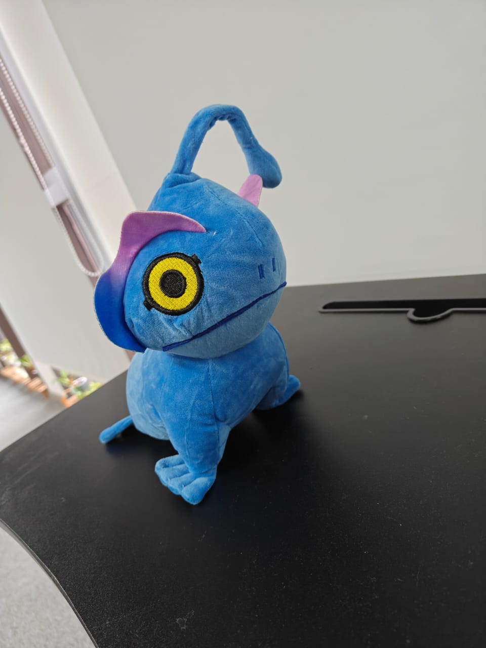 Kraken plush toy 25cm with dimensional tentacles and oversized eyes, soft sea monster stuffed animal