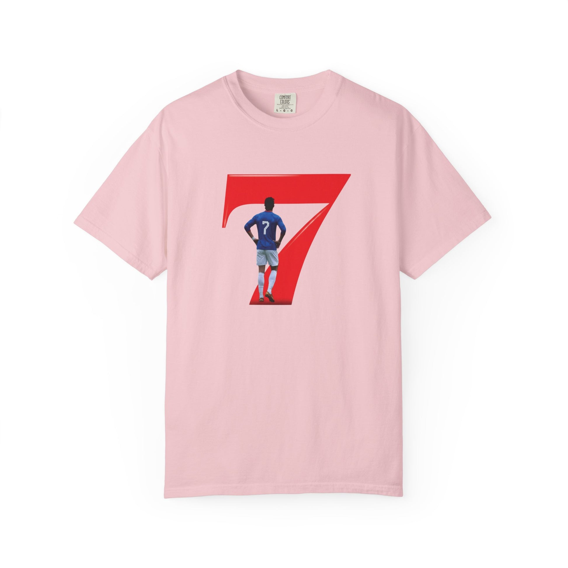 No.7 footballer celebration tee in washed cotton with relaxed cut