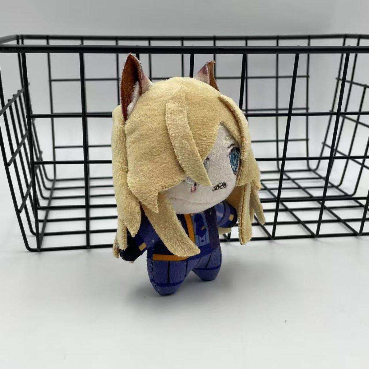 Ogata Kanna plush doll full body view 17cm height reference