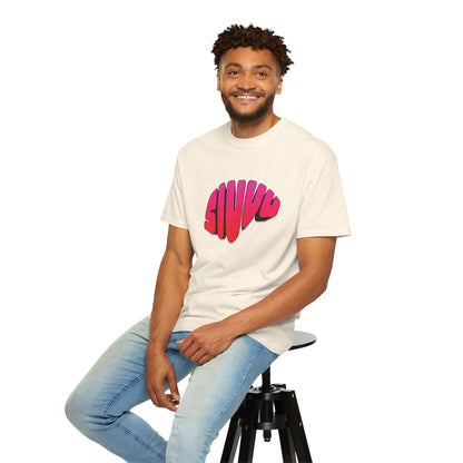 Retro football graphic tee with number 7 center front print