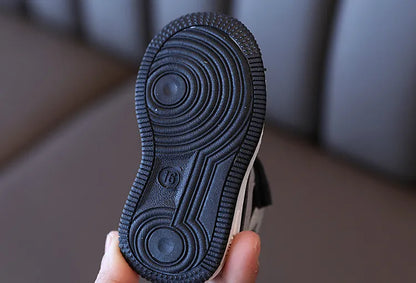 Kids sneakers - aprasi