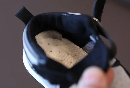 Kids sneakers - aprasi