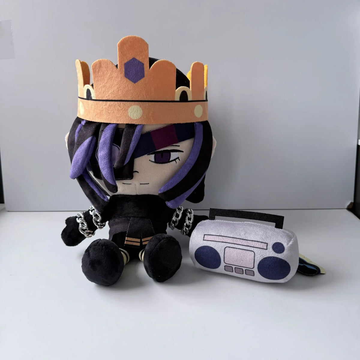 Sledge Queen toy 25cm height measurement beside ruler display