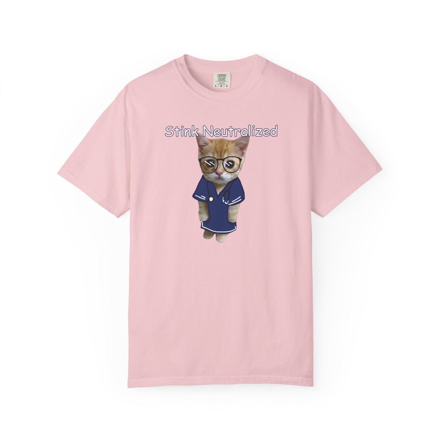 Stink Neutralized slogan tee with cartoon kitten in navy robe and glasses