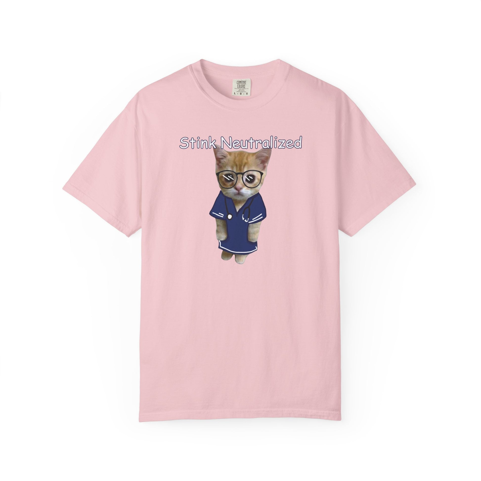Stink Neutralized slogan tee with cartoon kitten in navy robe and glasses
