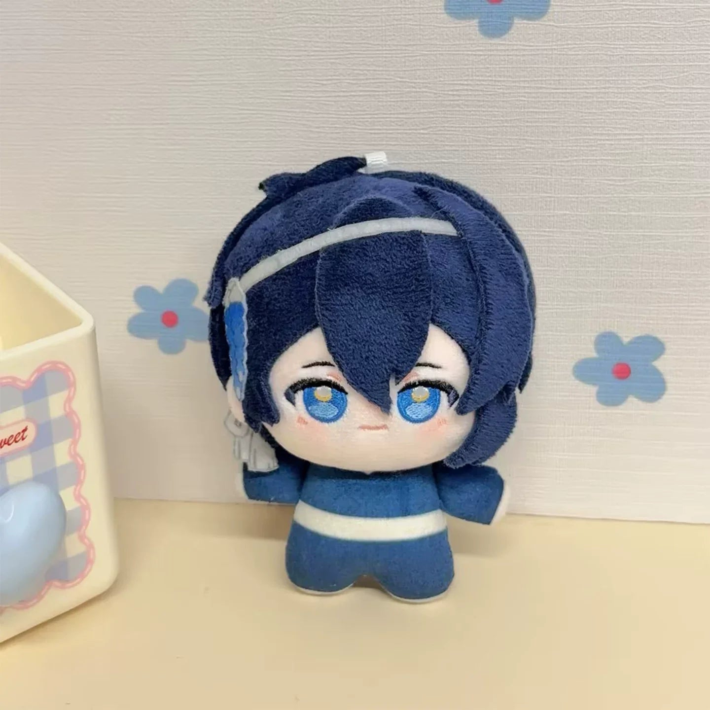 Touken Ranbu fan merchandise chibi plush figure close-up stitching detail