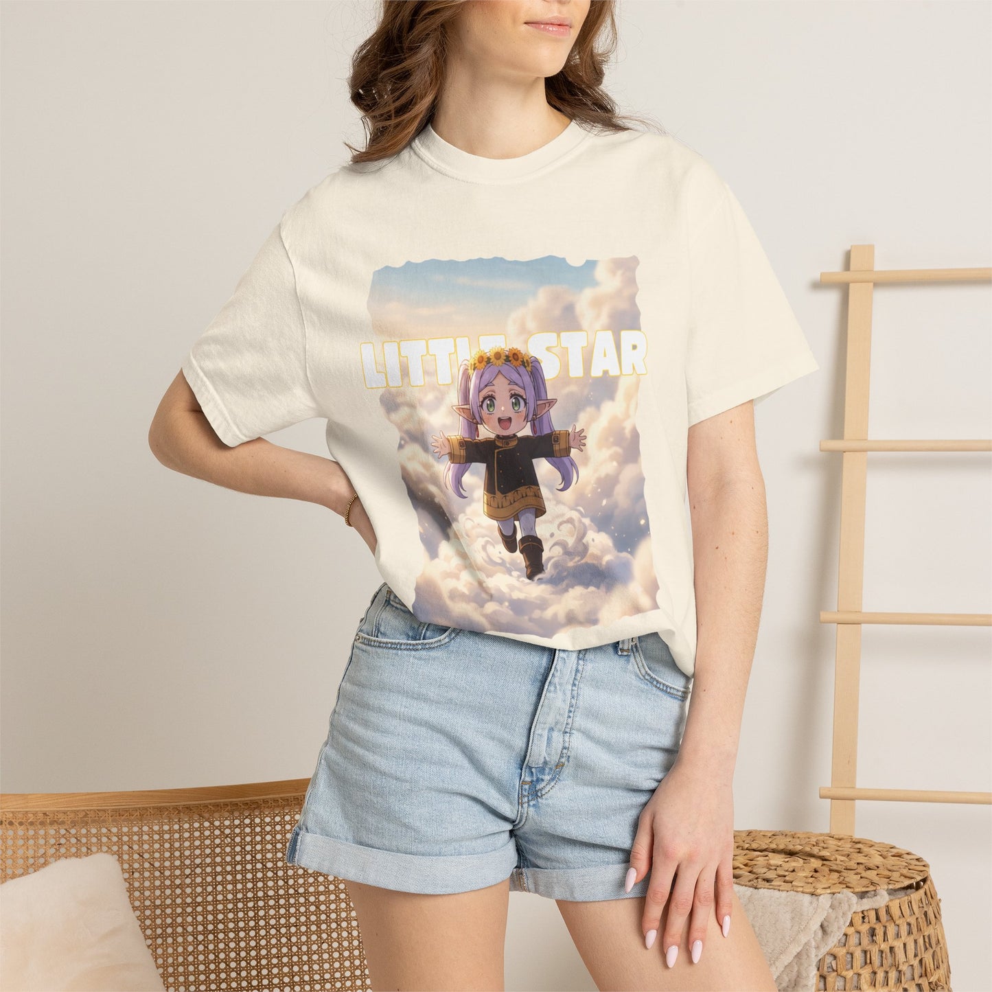 Vintage-look cotton tee with whimsical in-flight scene
