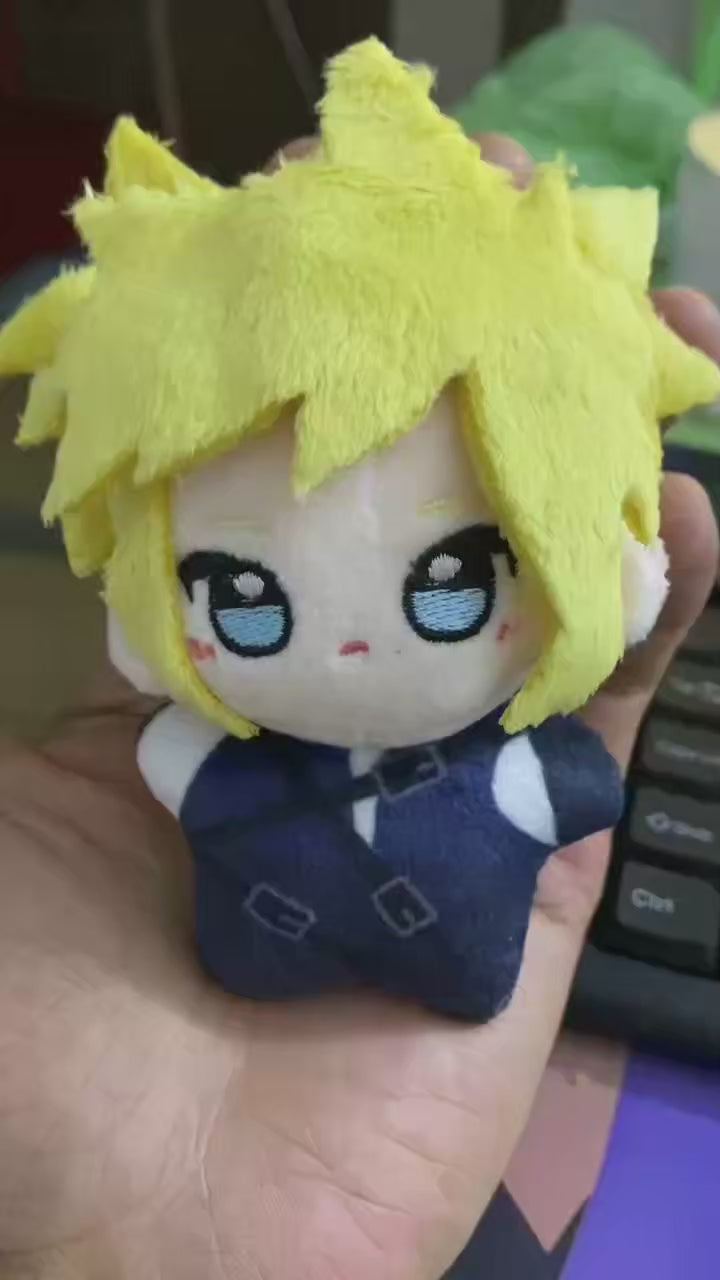 Chibi Cloud Strife plush top view showing signature spiky blonde hair
