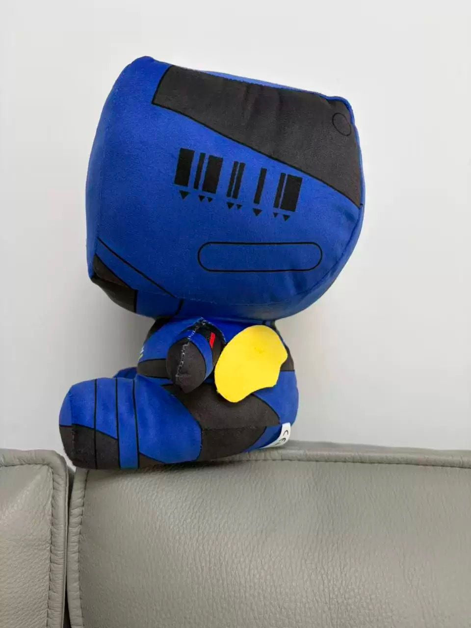 v2 plush antagonist machine with red armor plating