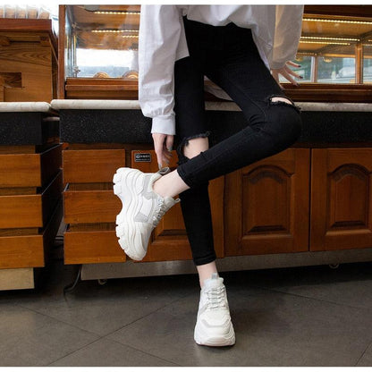Women's Chunky Sneakers - aprasi